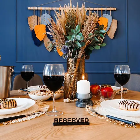 Indigo Spirit With Terrace & Foosball Old Town